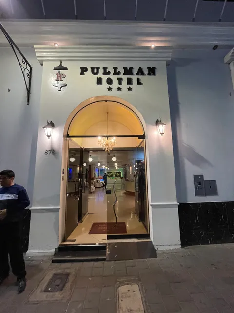 Hotel Pullman