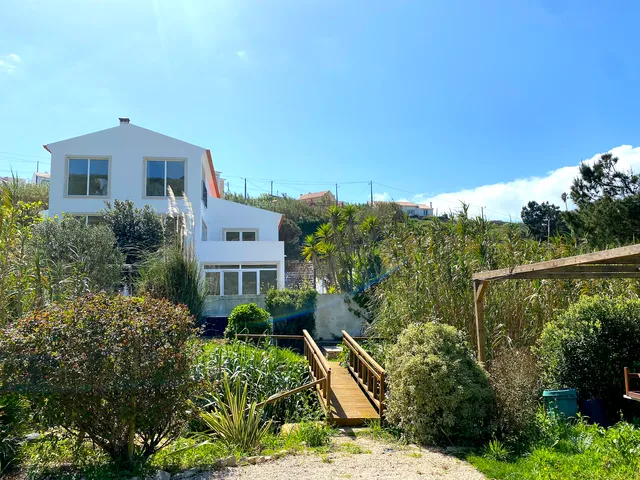 SÃONE -- Boutique Guesthouse & Coworking