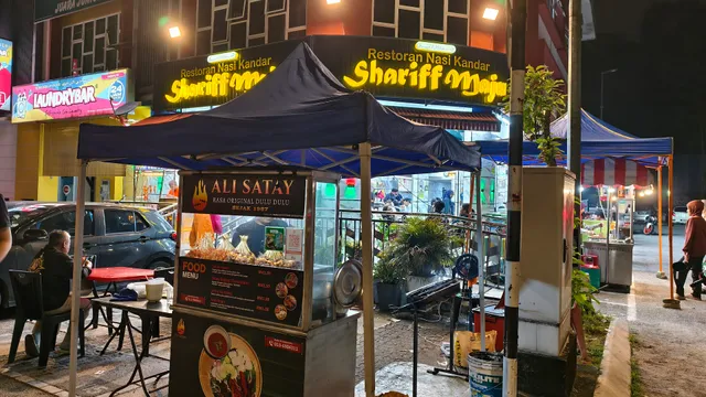 Restaurant Nasi Kandar Shariff Maju