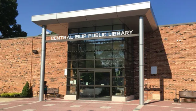 Central Islip Public Library
