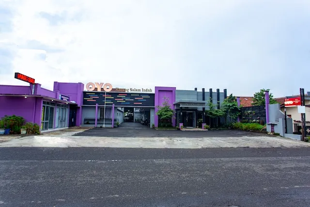 OYO 3042 Griya Karangsalam Indah