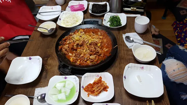 초사골불타는쭈꾸미.낙지