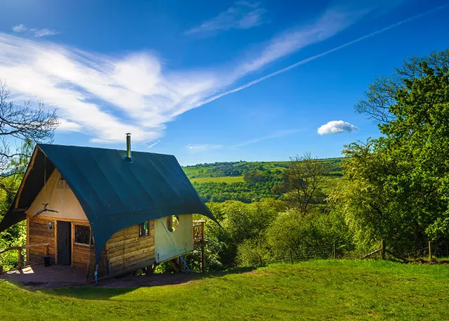 Goytree Glamping and Treehouses