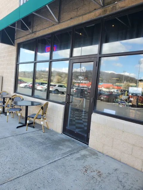 Vito's Italian Market