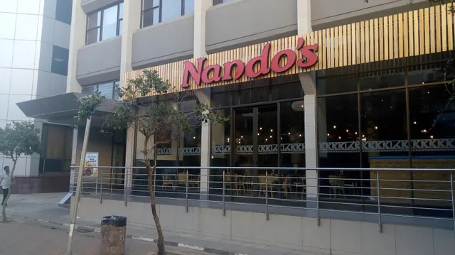 Nando's Main Mall