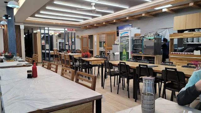 채석강 황금식당