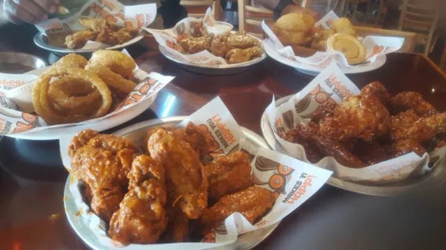 Hooters