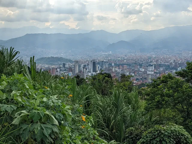 Lago Los Patos Ecological Park
