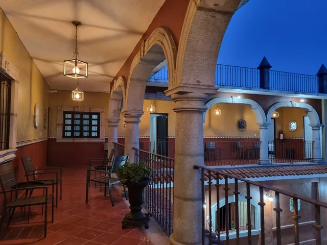 HOTEL PUERTO MORELOS