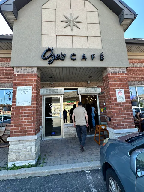 Oze's Cafe