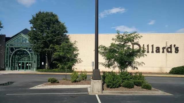 Dillard's Clearance Center