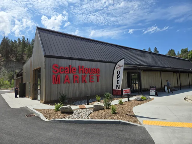 Scale House Market