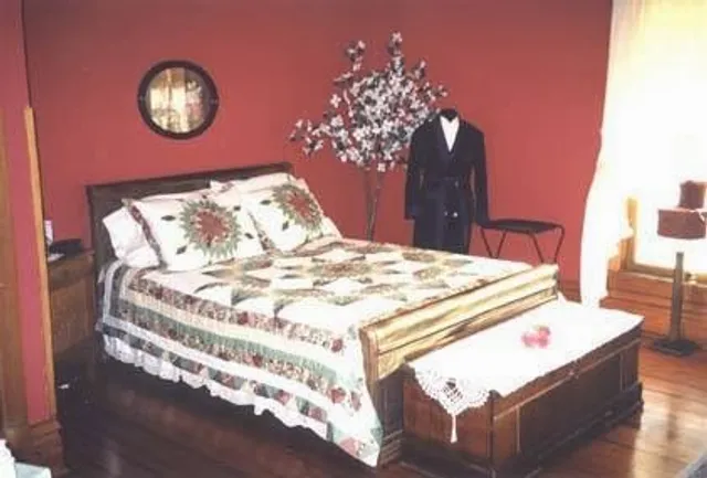 Randall Manor Bed & Breakfast