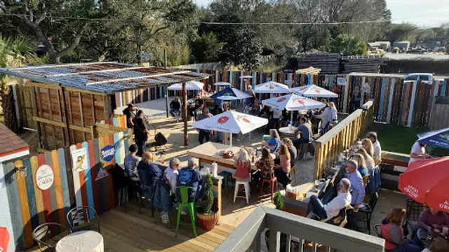 Pallet Bar and Grill