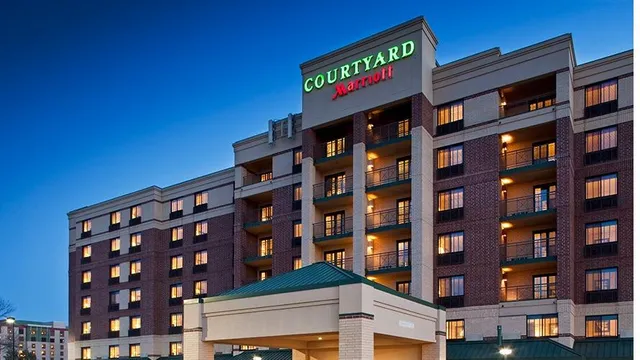 Courtyard by Marriott Bloomington by Mall of America