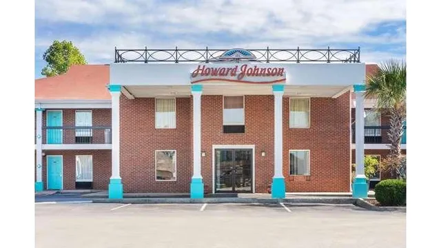 Howard Johnson by Wyndham Aiken