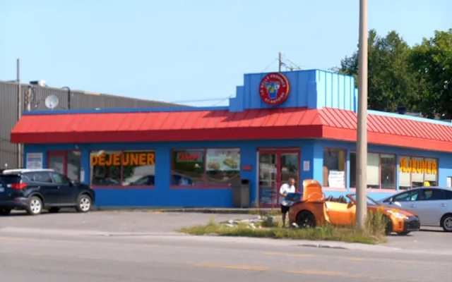 Restaurant La Belle Province