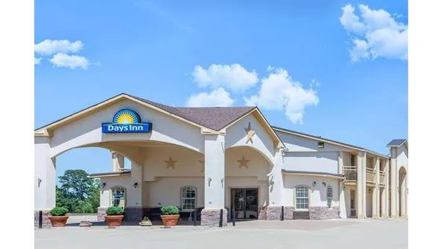 Days Inn by Wyndham Centerville