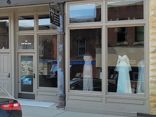 Holly's Bridal Boutique