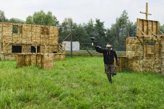 Pure Sensation, base de loisirs Paintball, Tag Archery, Lancé de Hache, Paddle