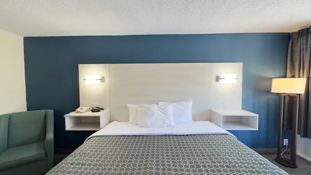 Suburban Studios McDonough South I-75