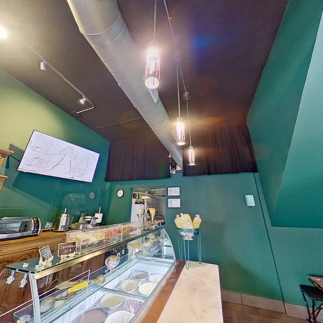 Lakeland Treats and Trinkets