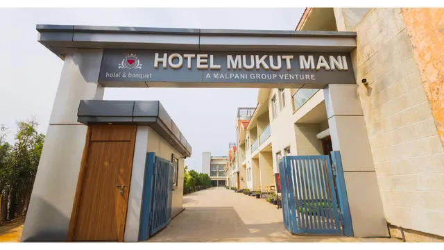 Hotel Mukut Mani