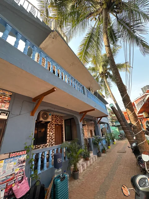 Yashdeep - 100 meter Calangute Beach