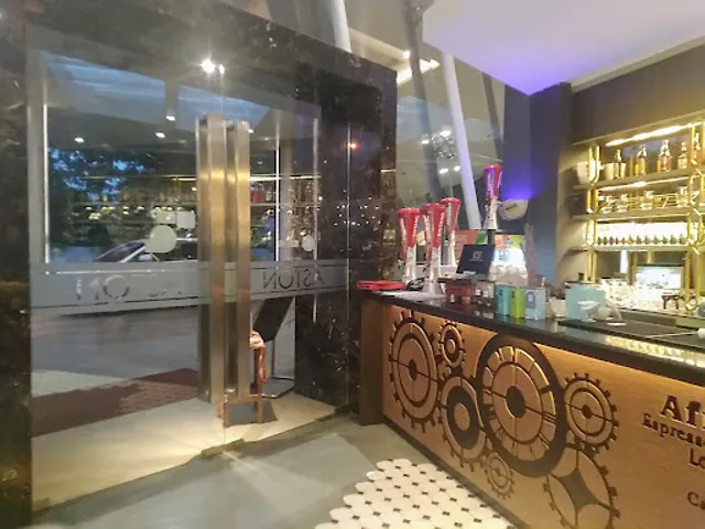 Moxie Coffee and Eatery