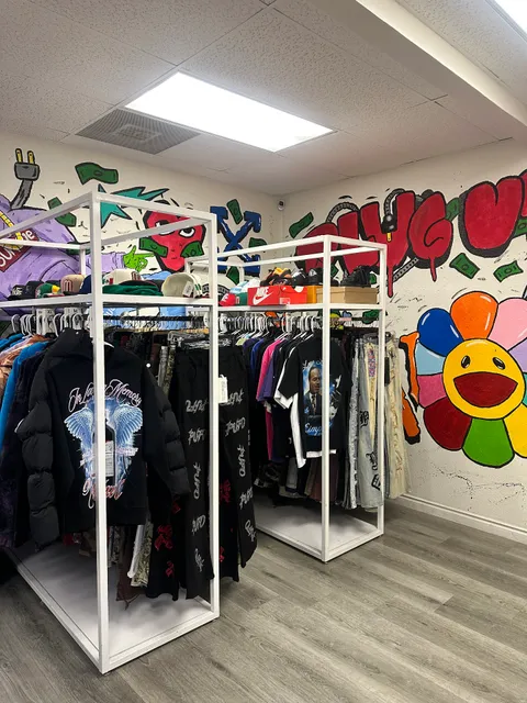 PLUGUPANDFLYOUTCLOTHING