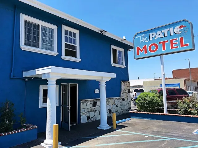 Patio motel