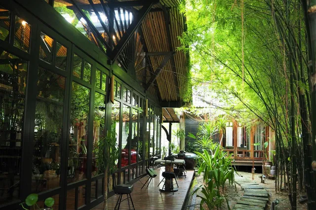 The Happy 8 Retreat @ Old Town