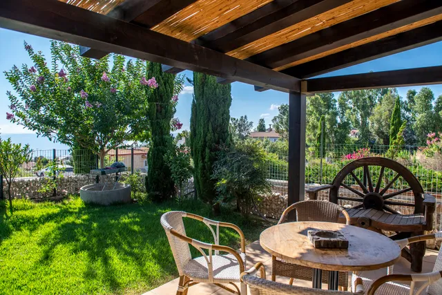 אצל גיל וגלית- אירוח,בריאות וספא. At Gil's and Galit's Place- Hospitality, Health and Spa