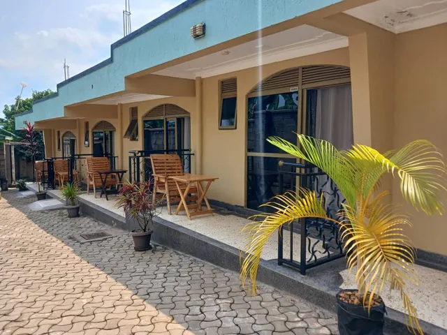 Triple Tee Gardens & Accommodation