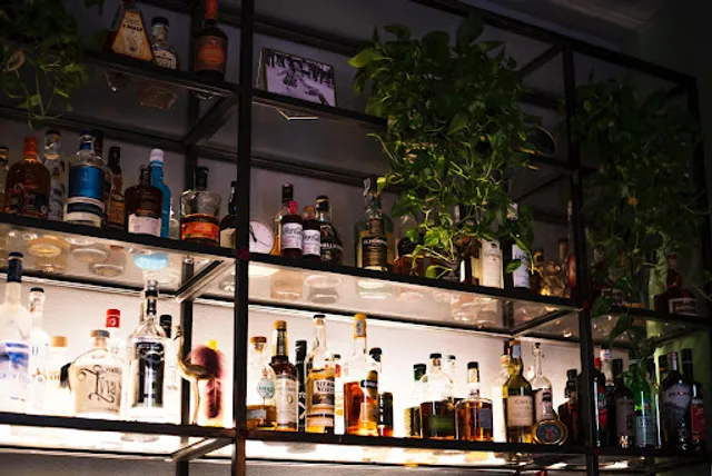 Tusa Isola Cocktail Bar