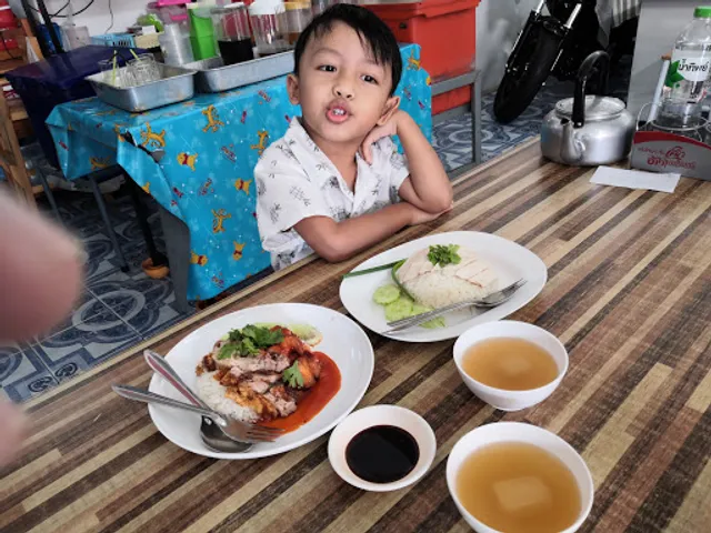 โกตี๋ข้าวมันไก่​ สาขาย่อย