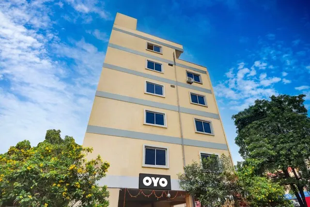 OYO 812329 Shri Ganesh Residency