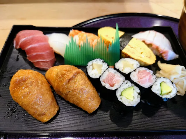 Sushi Yuraku
