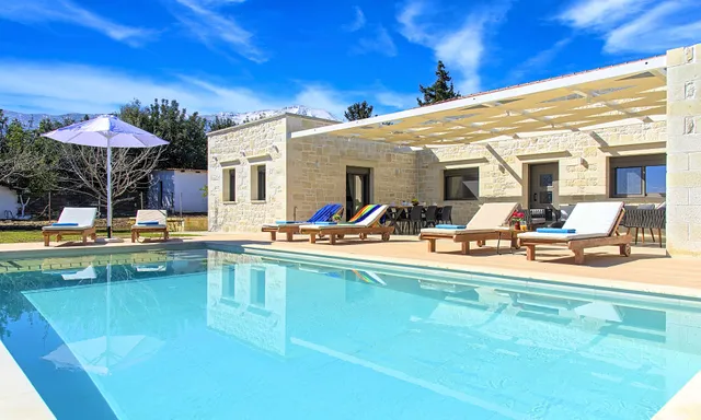 Orientem Villa Heated Pool