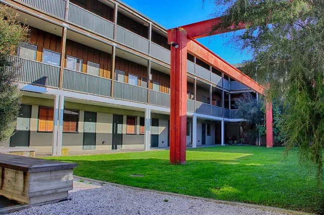 Auckland Accommodation Limited - Dossah