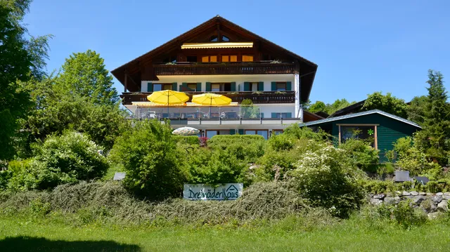 Hotel Dreimäderlhaus Weissensee