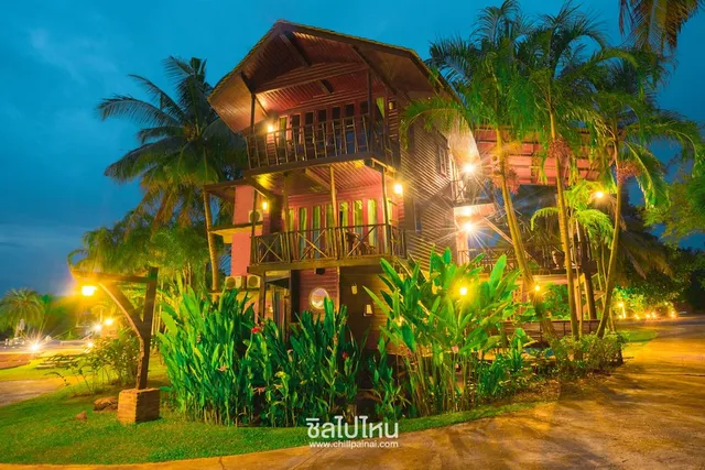 แก่งกระจาน โบ๊ทเฮ้าส์ พาราไดซ์ รีสอร์ท