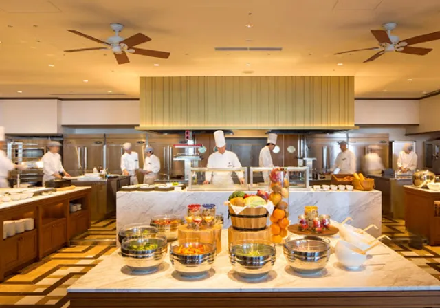 Buffet Dining Ocean Terrace