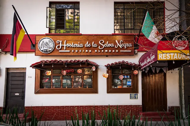 Hosteria De La Selva Negra