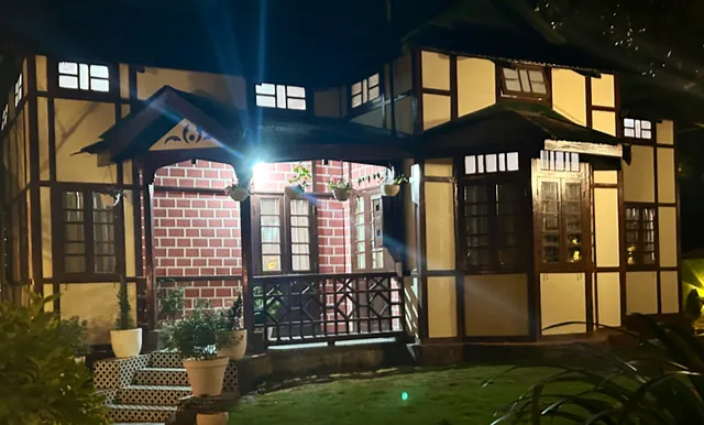 Heritage House - (Home Stay)