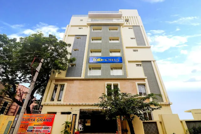 FabHotel Surya Grand I - Hotels Near Vijayawada Junction Railway Station, Vijayawada