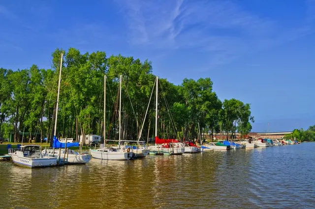 River Raisin Marina & Campground