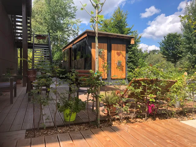 Gästewohnungen Hardinghaus am Teich