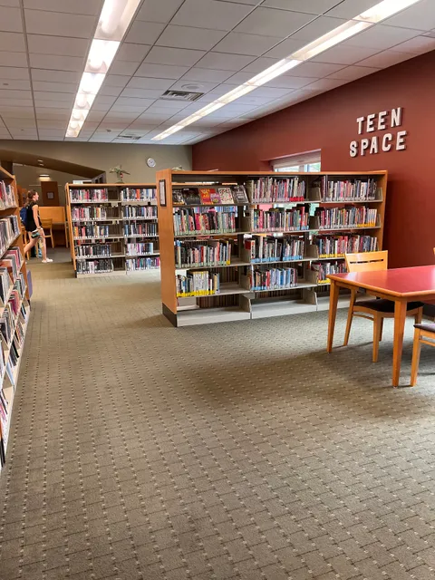 Shorewood Public Library