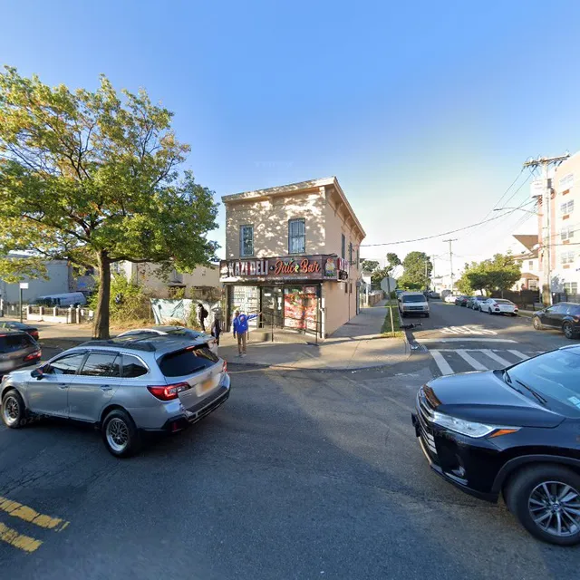 Kazi Deli & Juice Bar